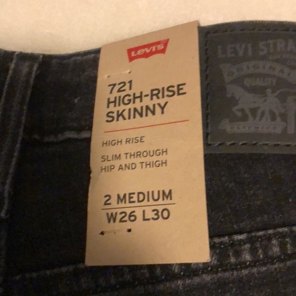 Levi’s Black Ripped Jeans - Picture 3 of 4
